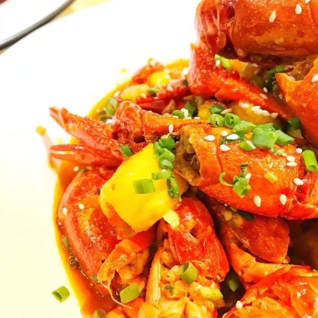 星空体育官网|基努《比尔和泰德3》曝新剧照银幕好友人到中年